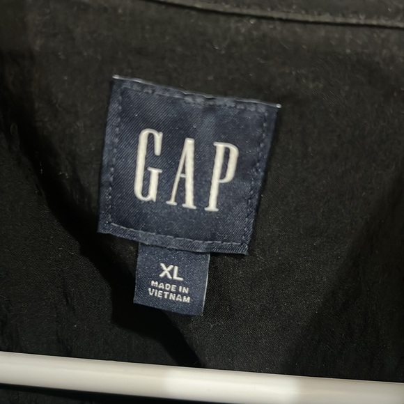 Gap women’s black cap sleeved blouse size XL - Picture 3 of 6
